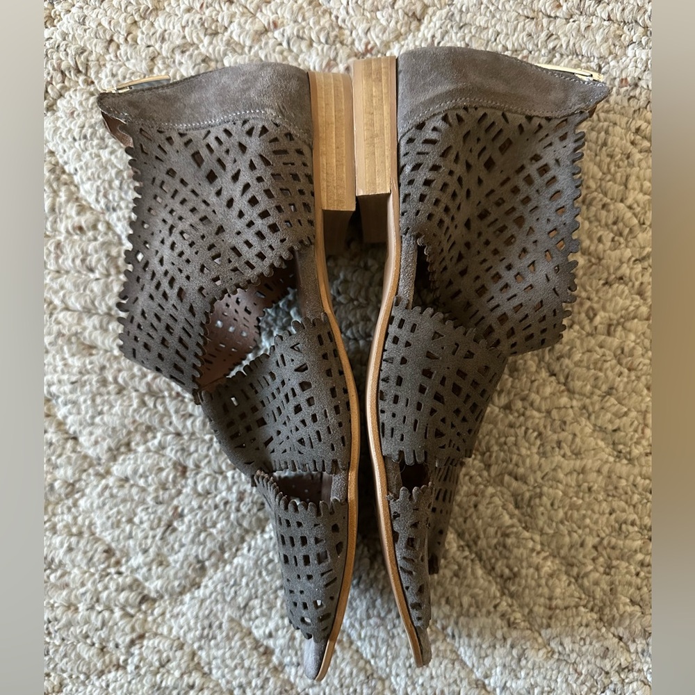 Ron White Women’s Laser Cut Antiqued Suede Ankle Sandals